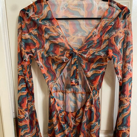 NWOT Nasty Gal Cut Out Flared Sleeve Tie Front Mini Dress - Picture 3 of 6